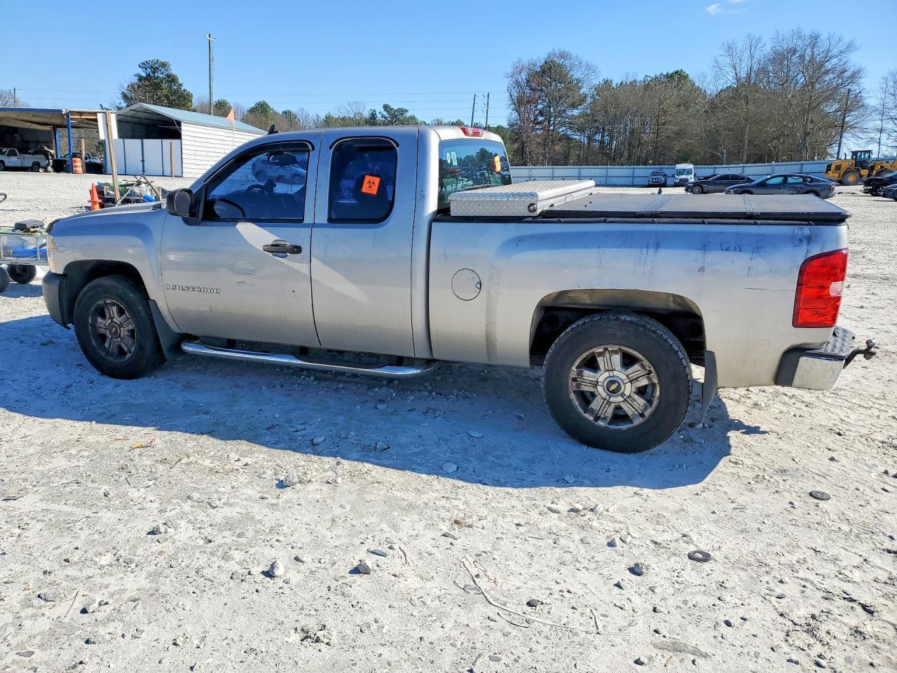 2007 Chevrolet Silverado C1500 - Фото 2
