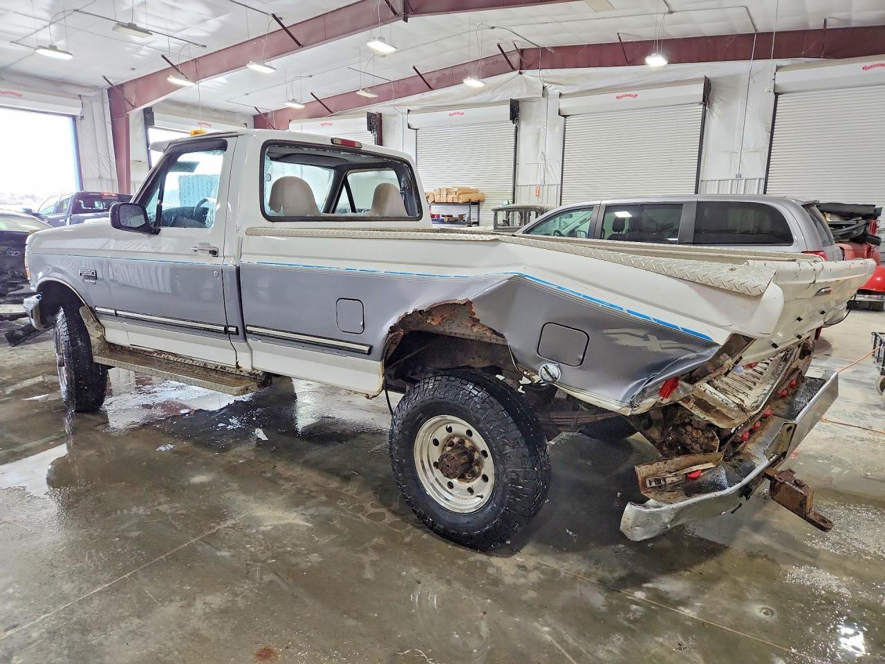 1997 Ford F250 - Фото 2