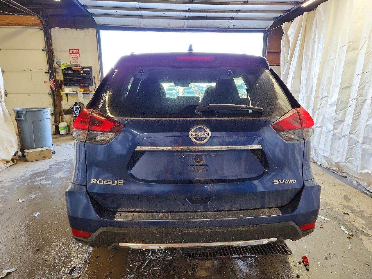 2018 Nissan Rogue Sv - Image 6