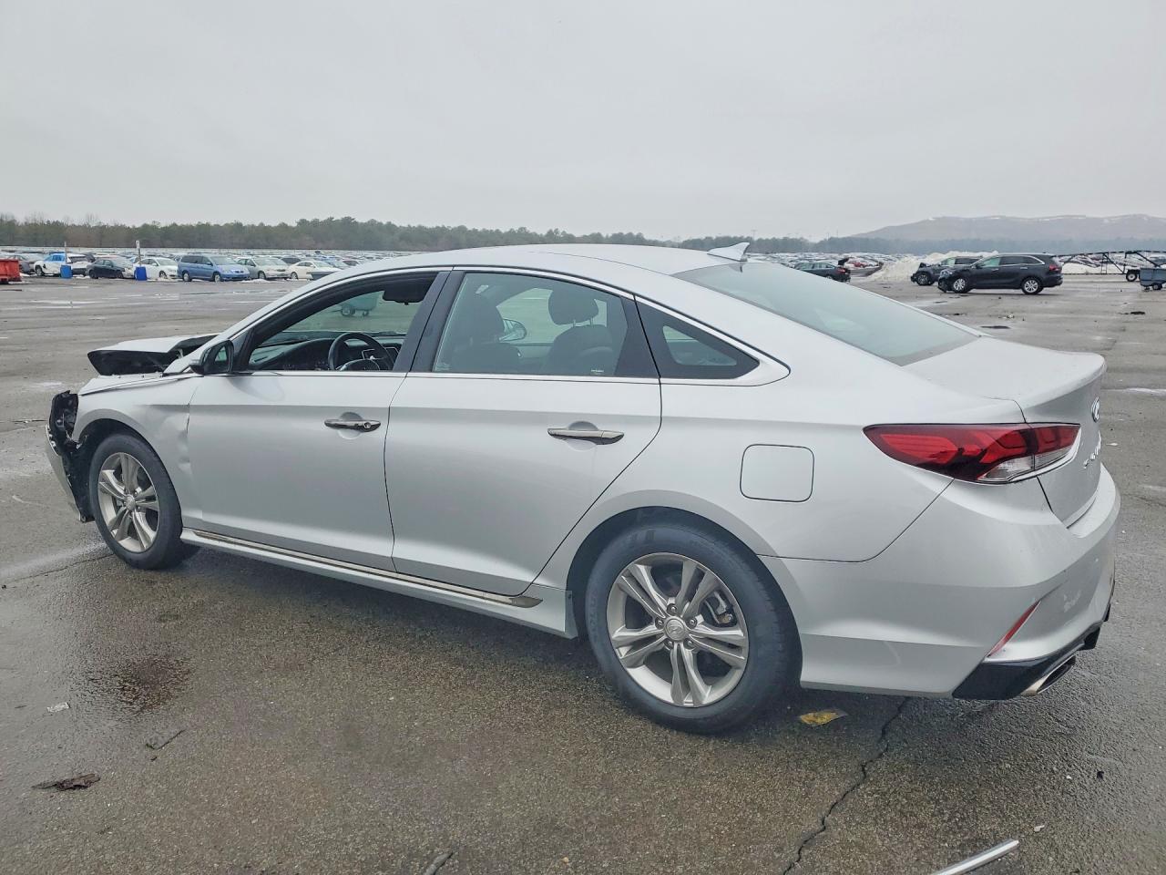 2018 Hyundai Sonata Sport - Image 2