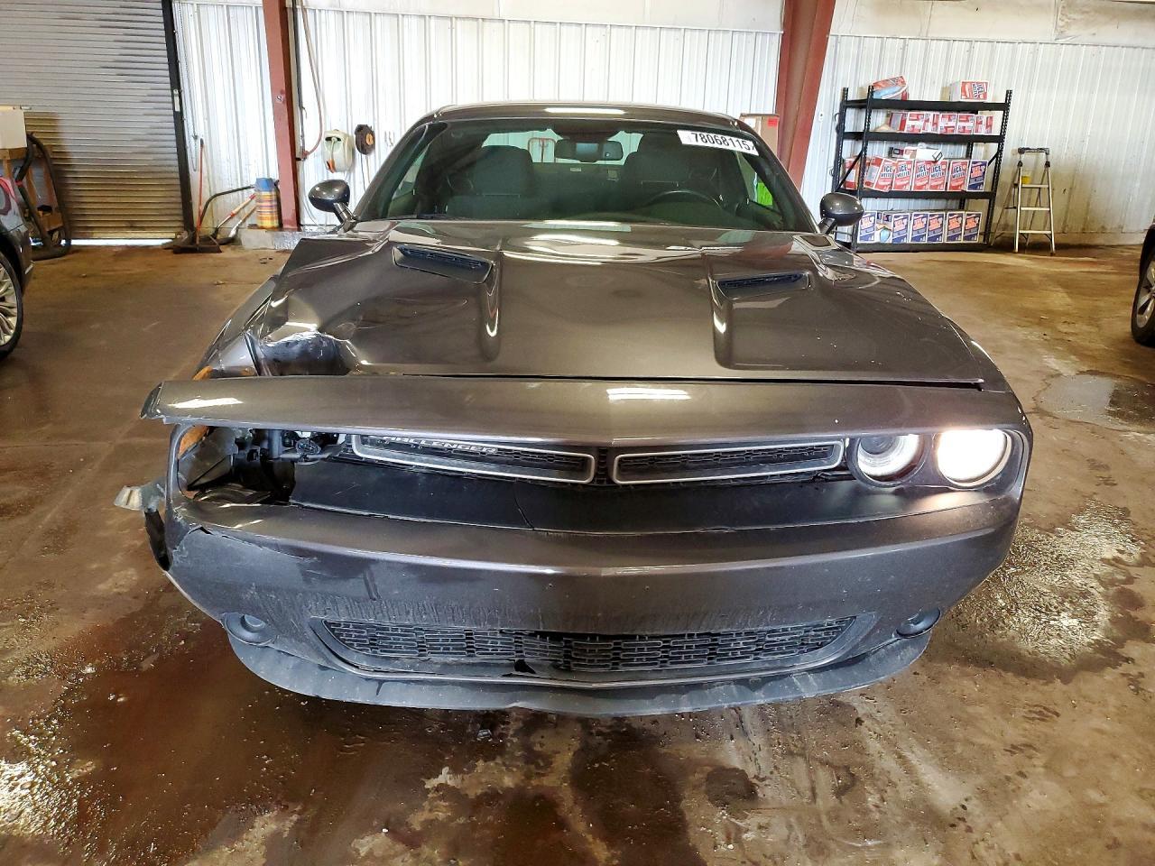 2022 Dodge Challenger Sxt - Фото 5