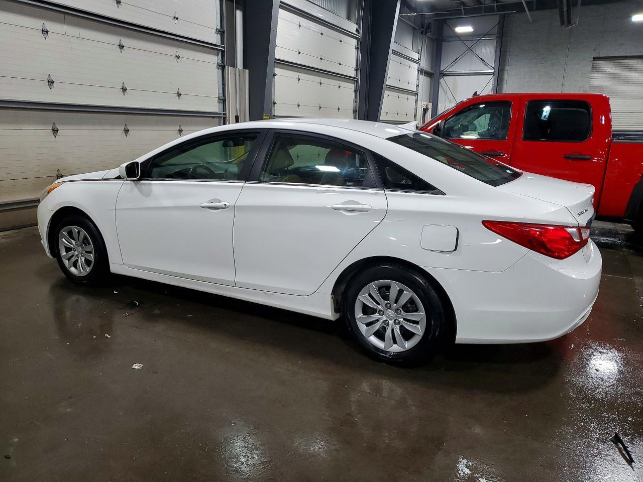 2011 Hyundai Sonata Gls - Фото 2