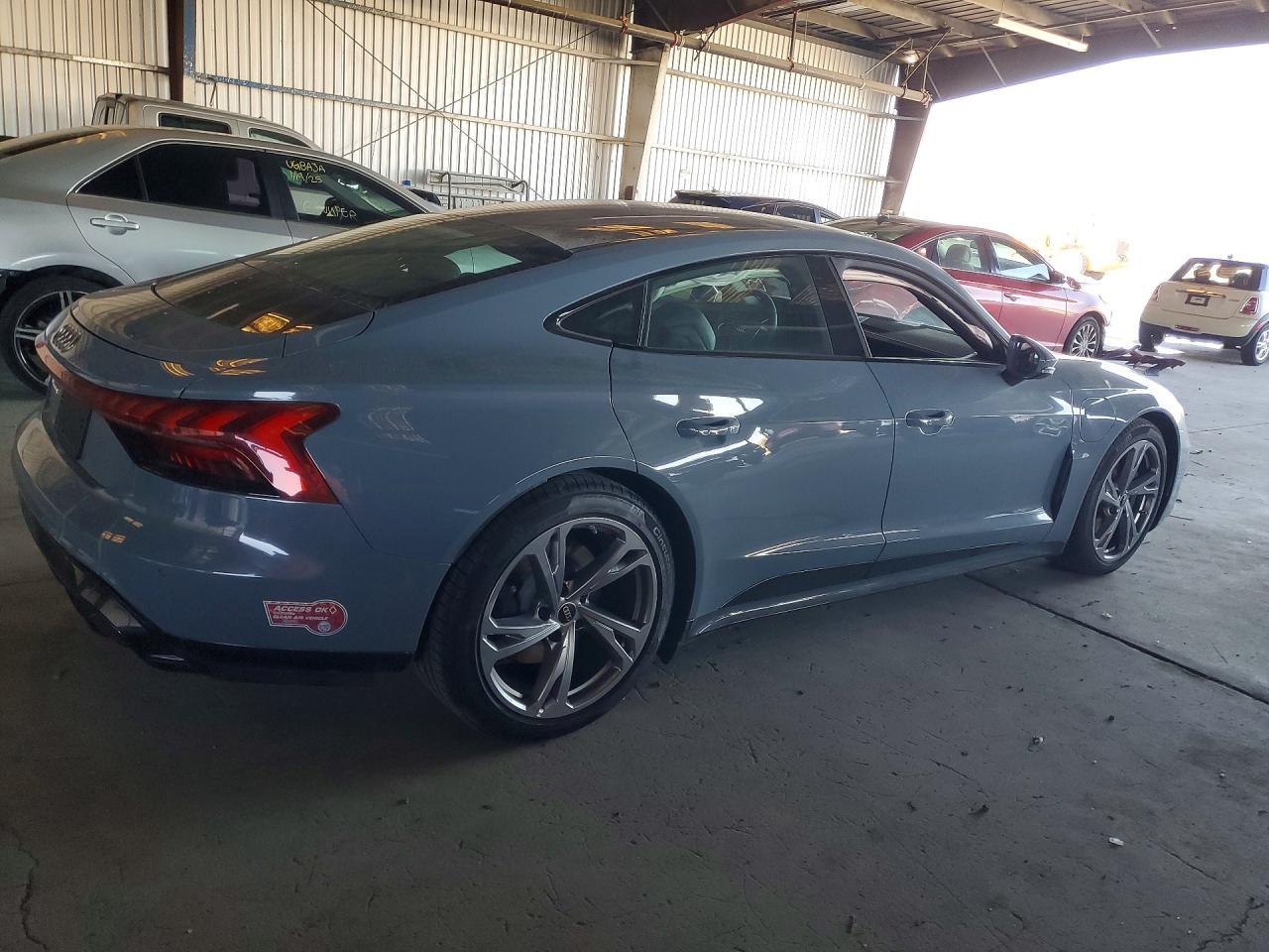 2024 Audi E-Tron Gt Premium Plus - Фото 3