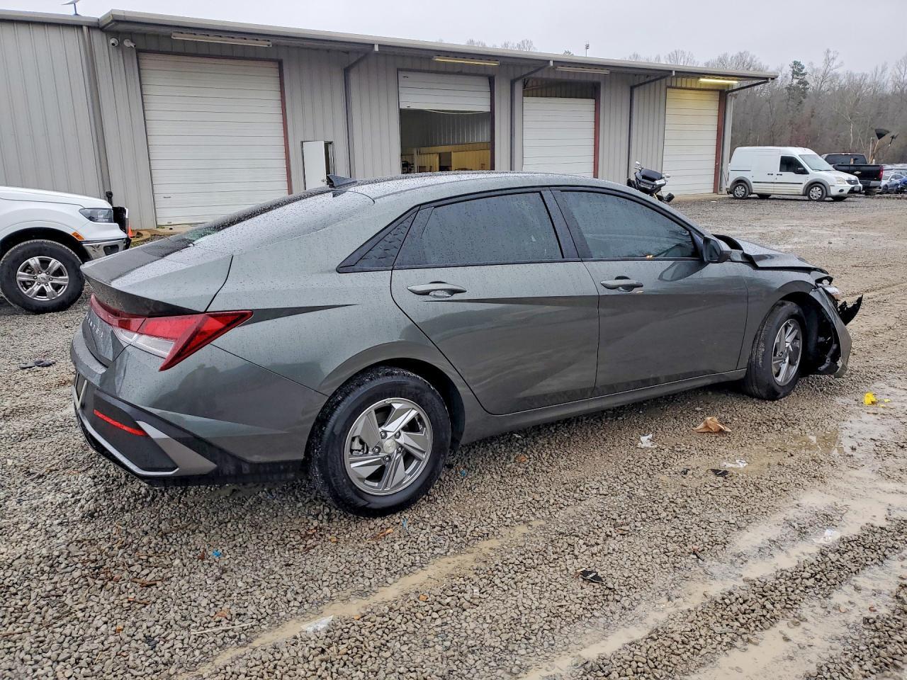 2026 Hyundai Elantra Se - Фото 3