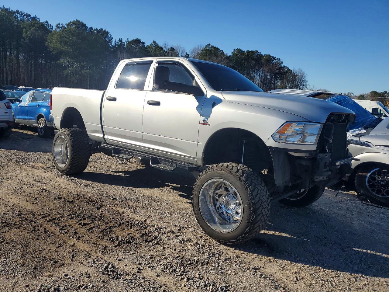 2017 Ram 2500 St - Image 4