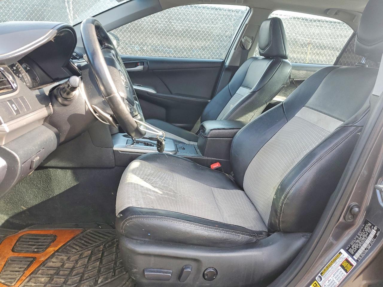 2014 Toyota Camry L - Фото 7