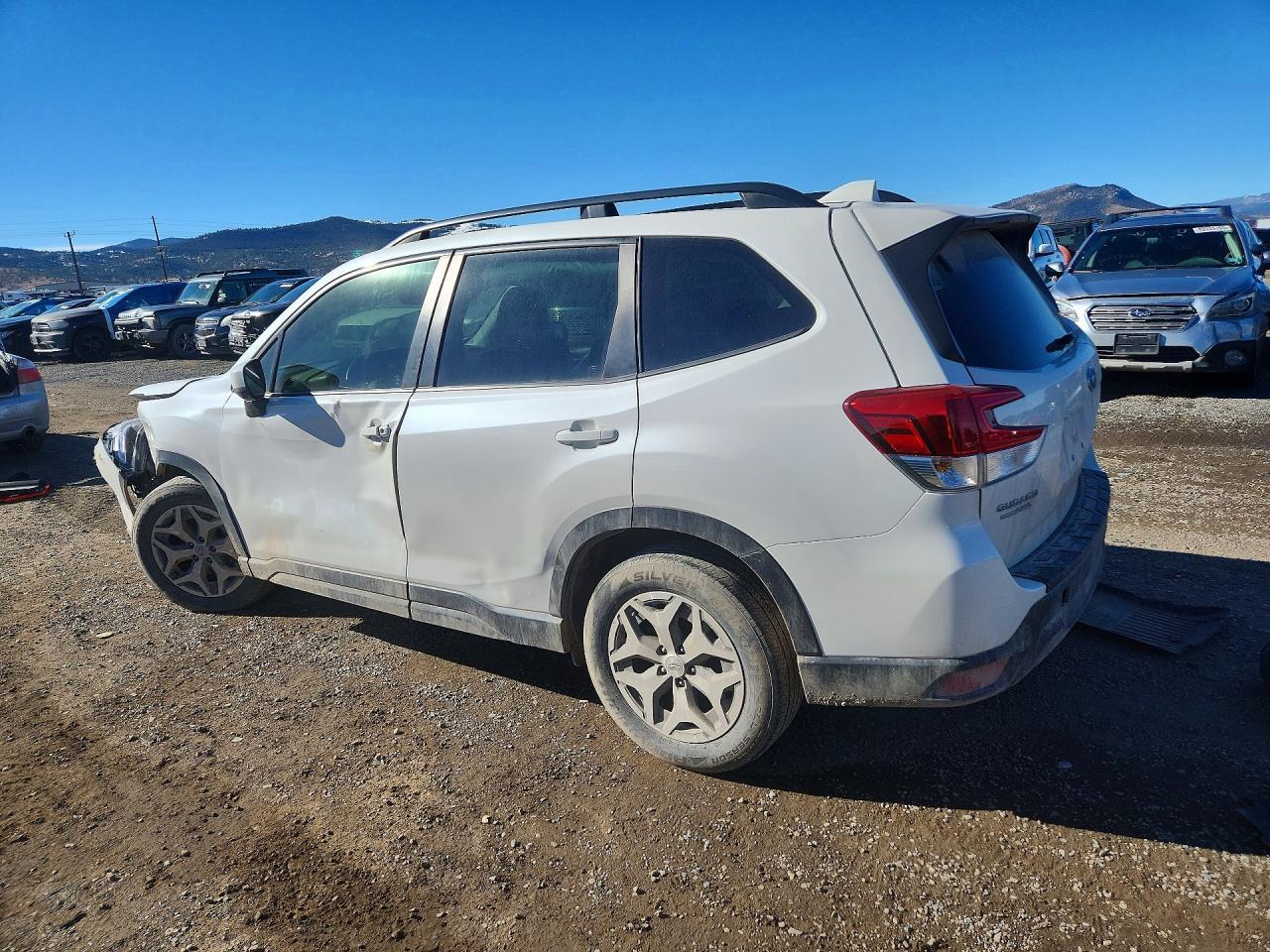 2021 Subaru Forester Premium - Image 2