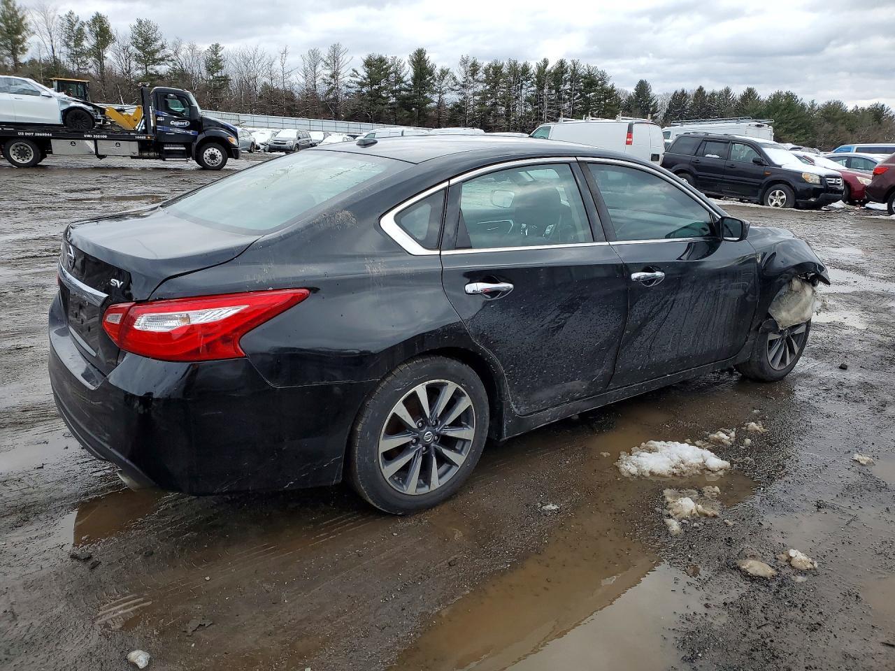 2017 Niss Altima - Фото 3