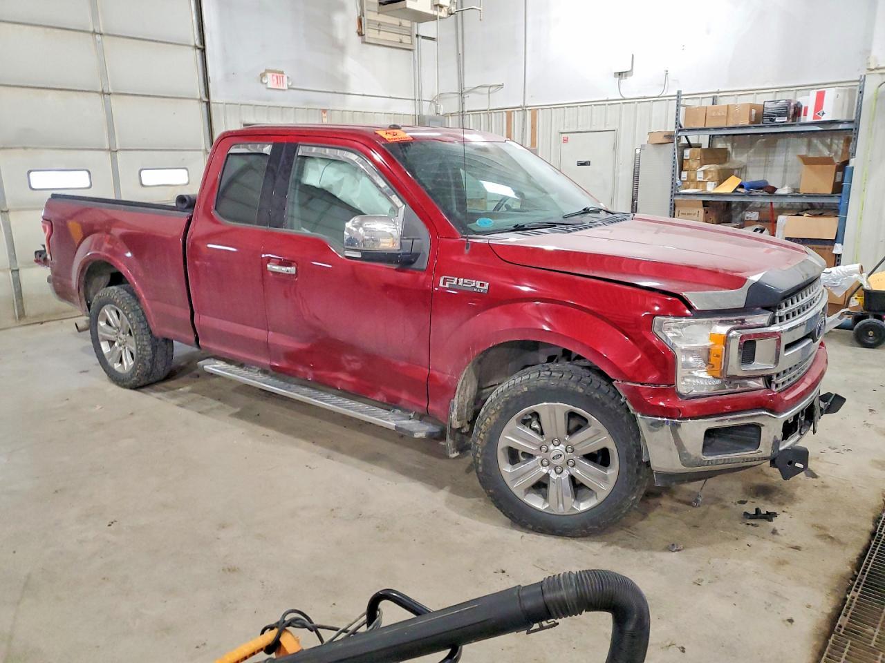 2018 Ford F150 Super Cab - Фото 4