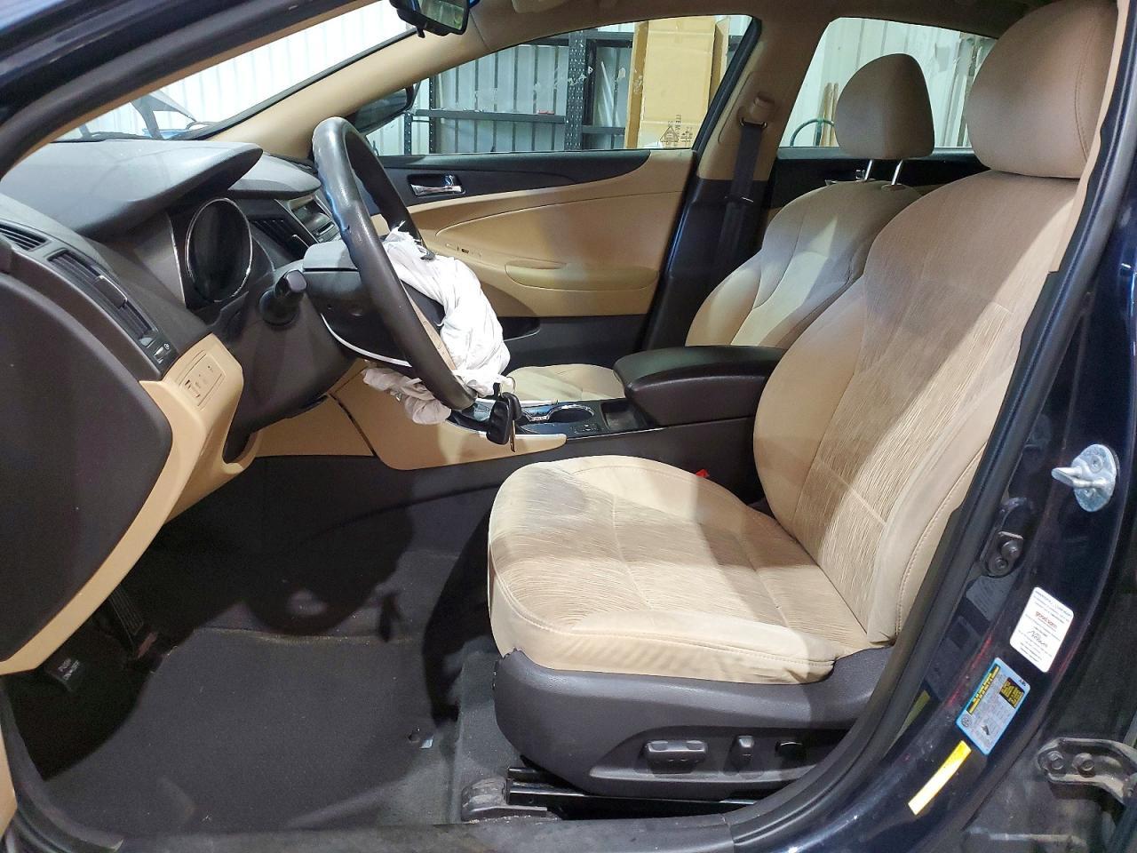 2014 Hyundai Sonata Gls - Image 7