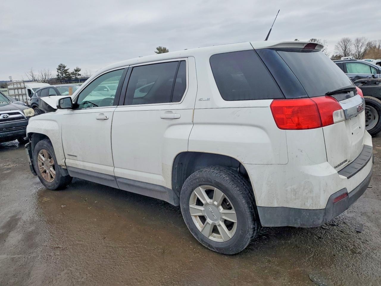 2012 GMC Terrain Sle - Фото 2