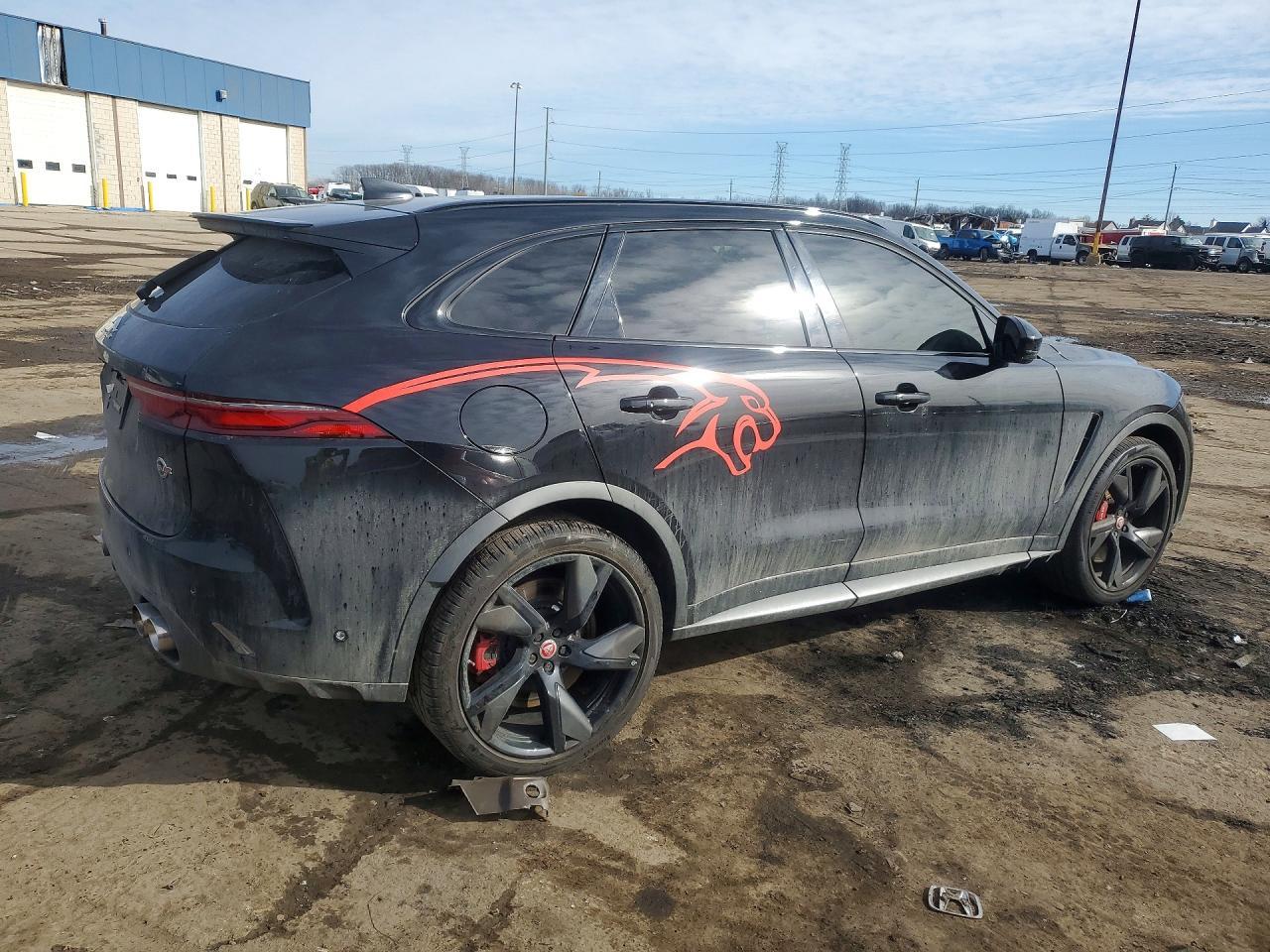 2021 Jaguar F-Pace Svr - Фото 3