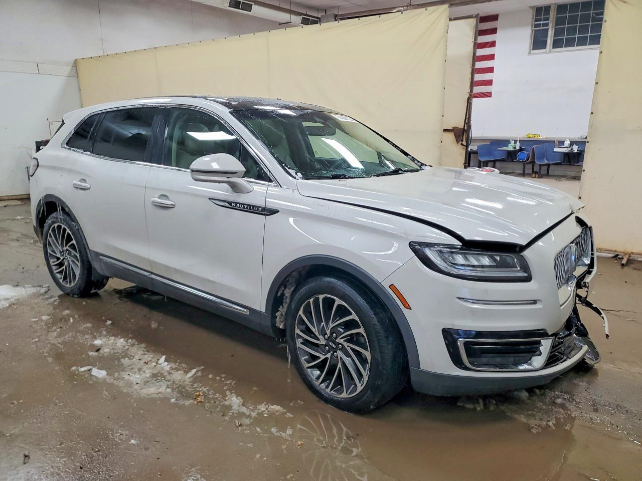 2019 Lincoln Nautilus Reserve - Фото 4