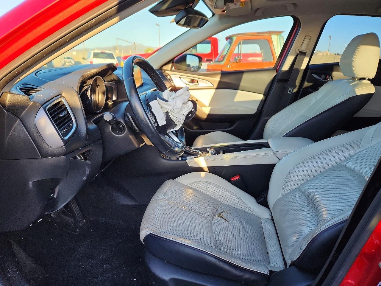 2017 Mazda 3 Grand Touring - Image 7