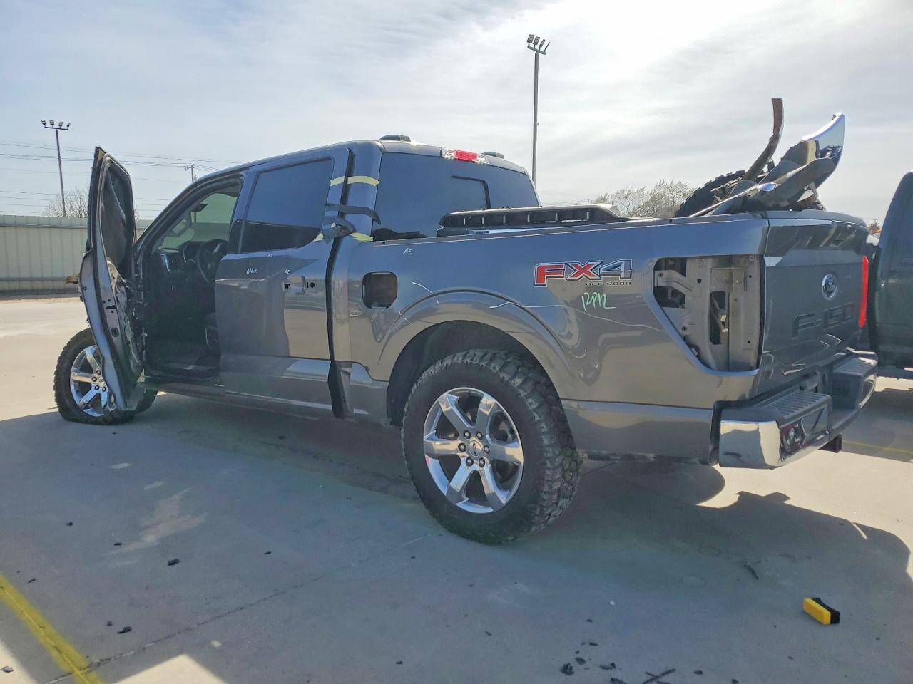 2021 Ford F150 Supercrew - Фото 2