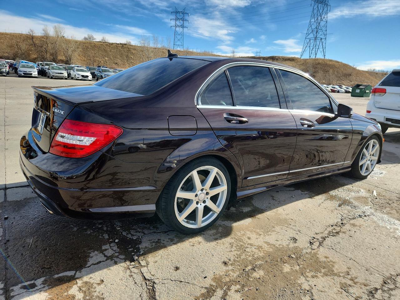 2012 Mercedes-Benz C 300 4Matic - Фото 3
