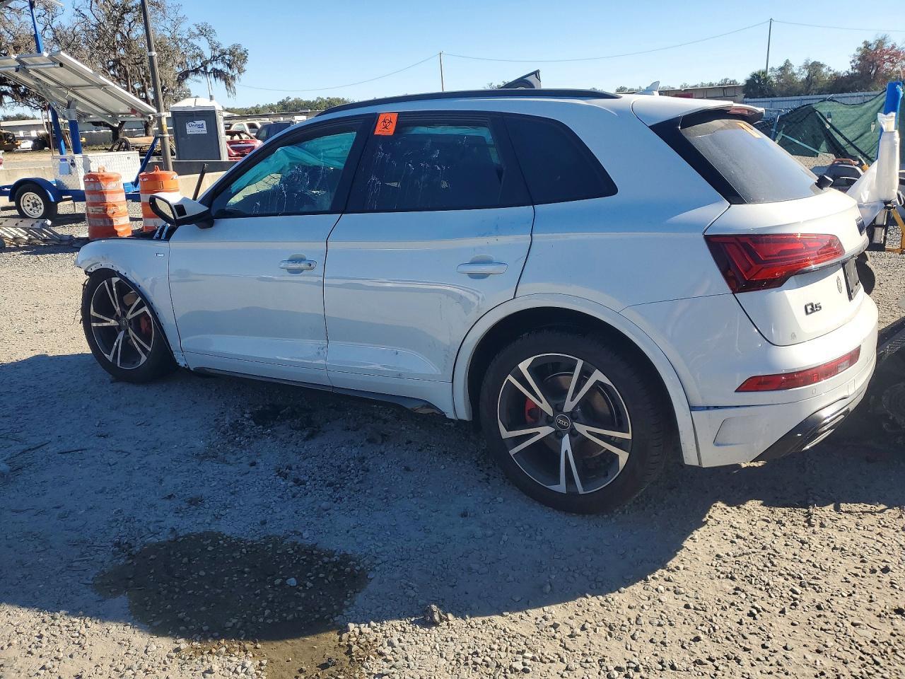 2025 Audi Q5 Premium Plus 45 - Фото 2