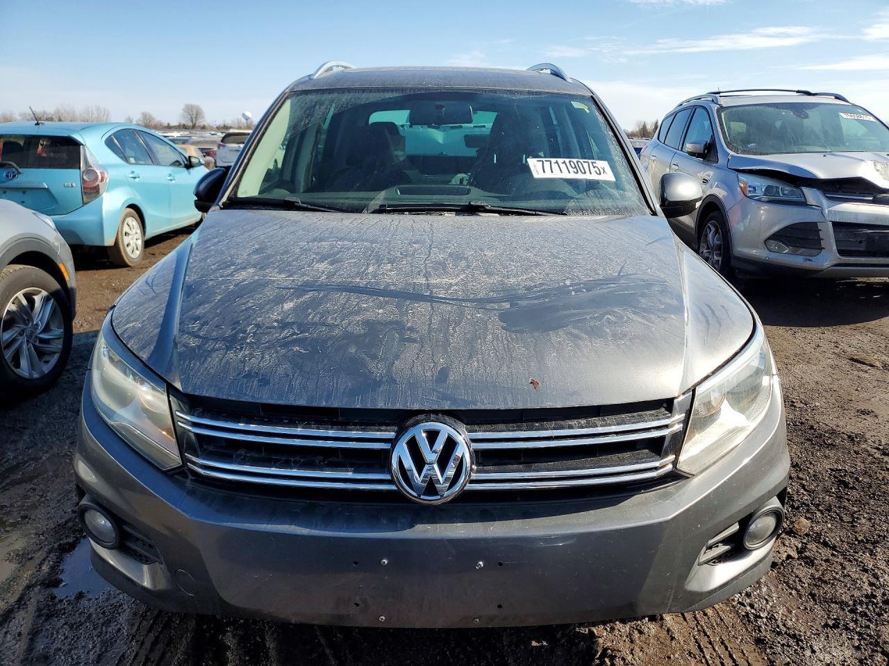 2014 Volkswagen Tiguan S - Фото 5