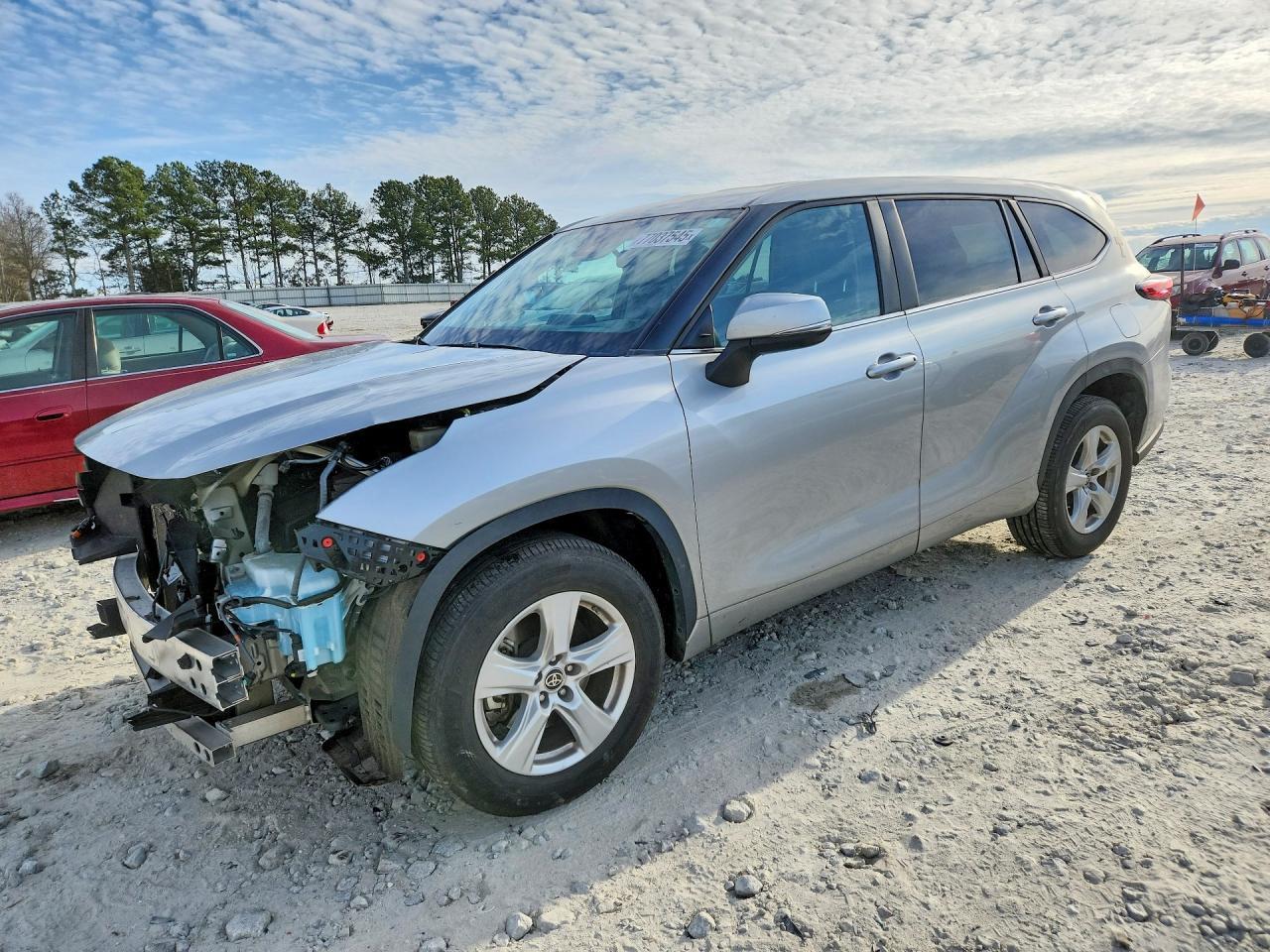 2023 Toyota Highlander L