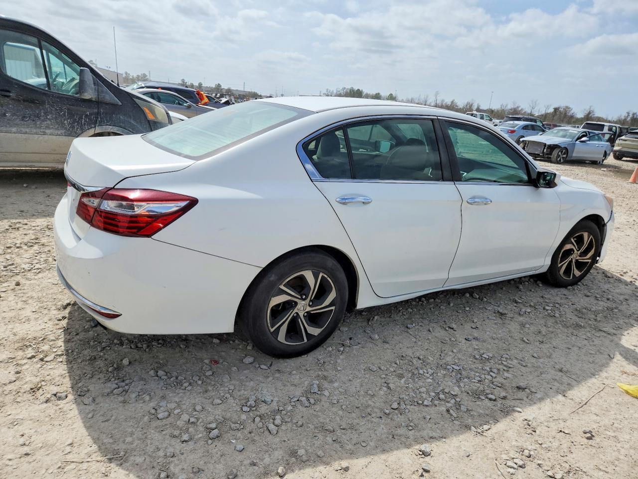2016 Honda Accord Lx - Фото 3