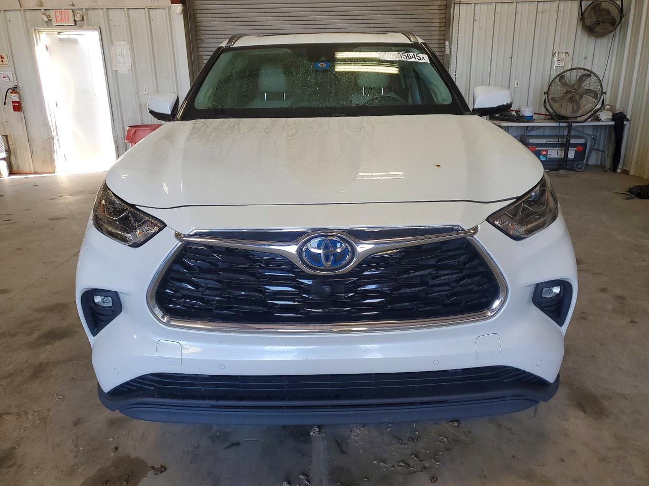 2022 Toyota Highlander Hybrid Limited - Фото 5