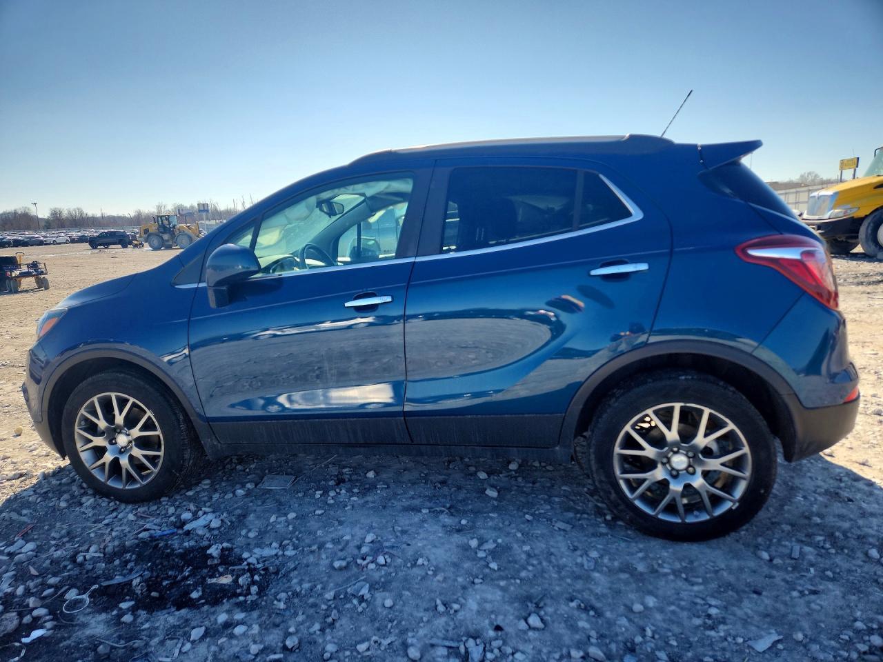 2020 Buick Encore Sport Touring - Фото 2