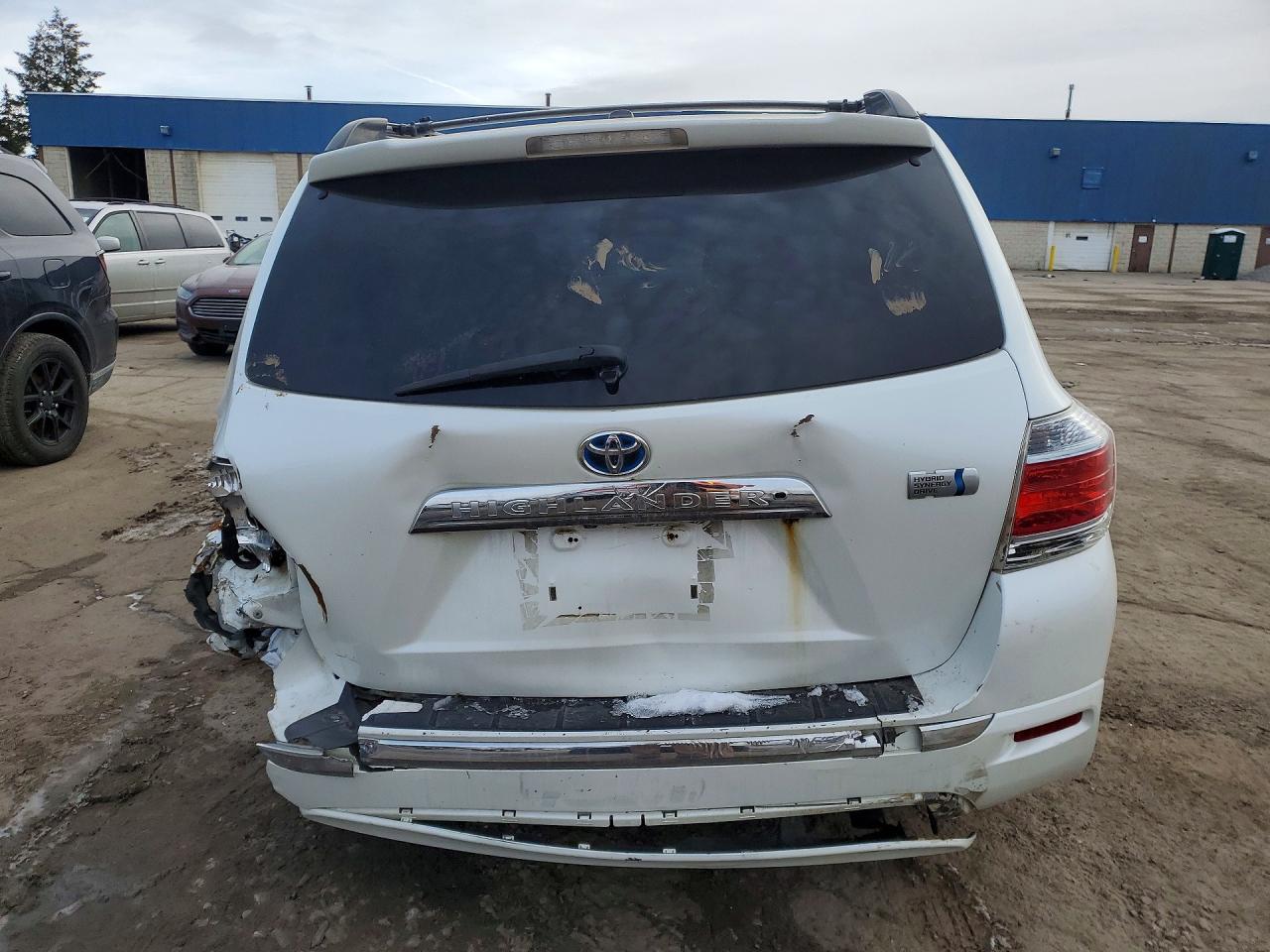 2013 Toyota Highlander Hybrid Base - Image 6