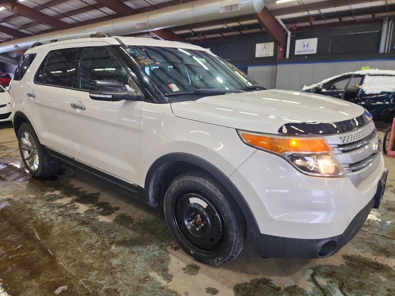 2014 Ford Explorer Xlt - Image 4