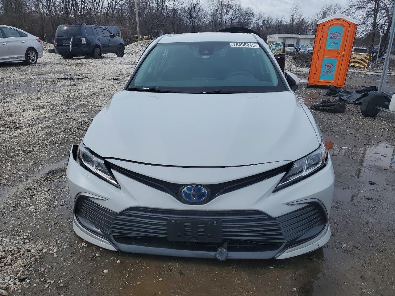 2023 Toyota Camry Le - Фото 5