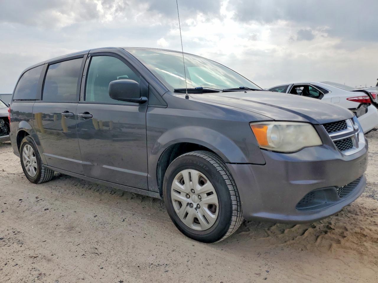 2018 Dodge Grand Caravan Se - Фото 4