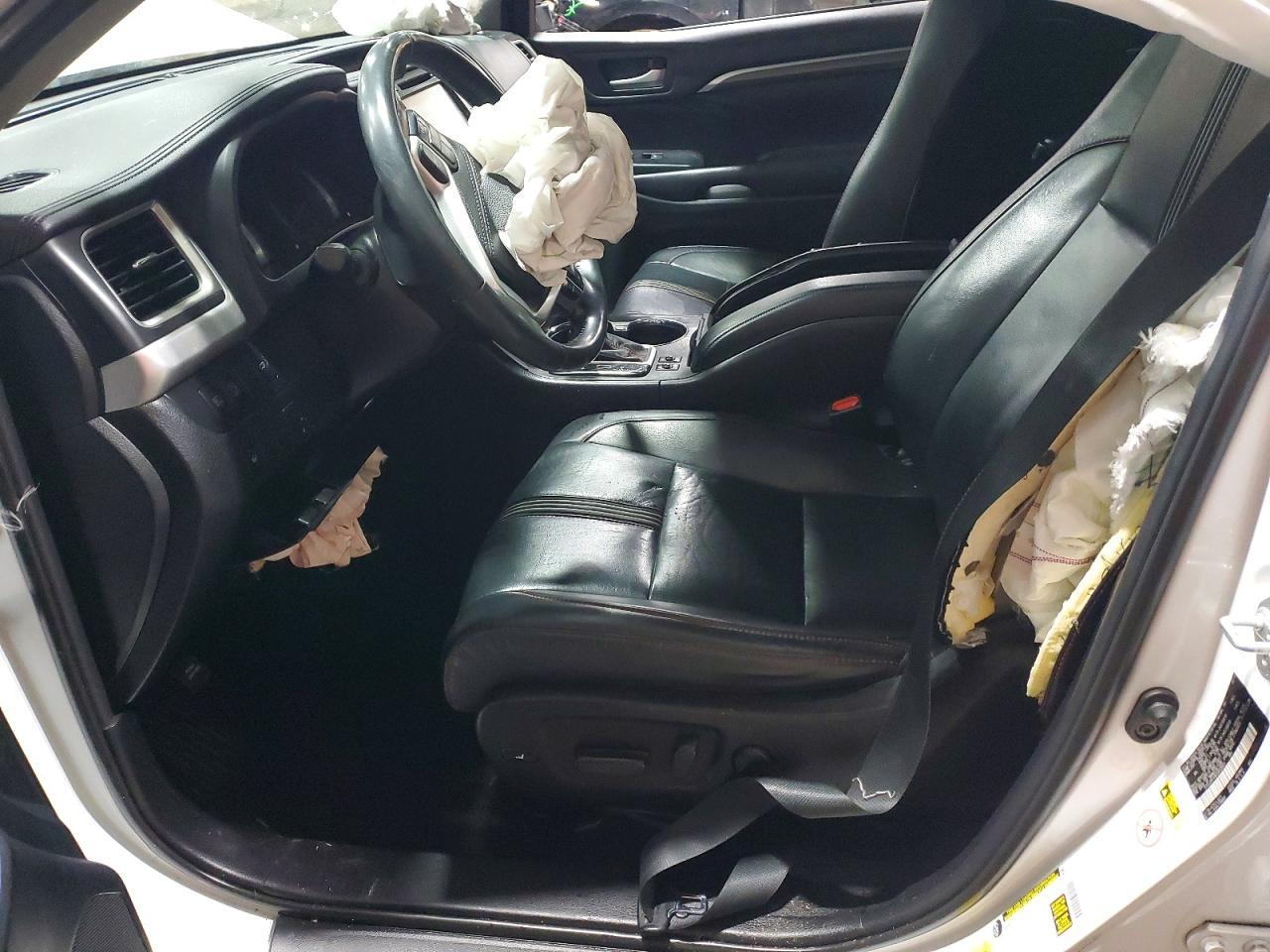 2019 Toyota Highlander Se - Image 7