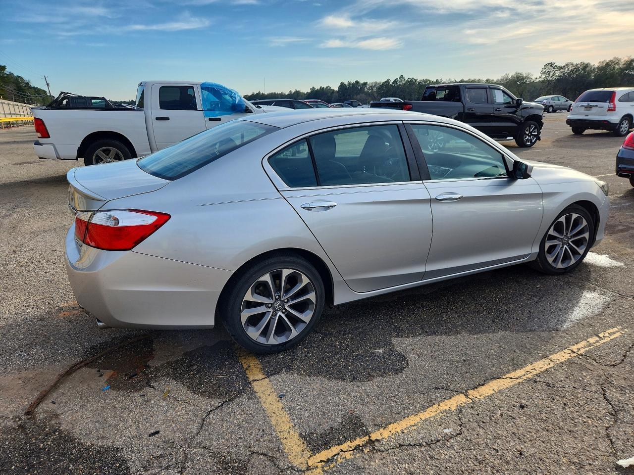 2013 Honda Accord Sport - Image 3
