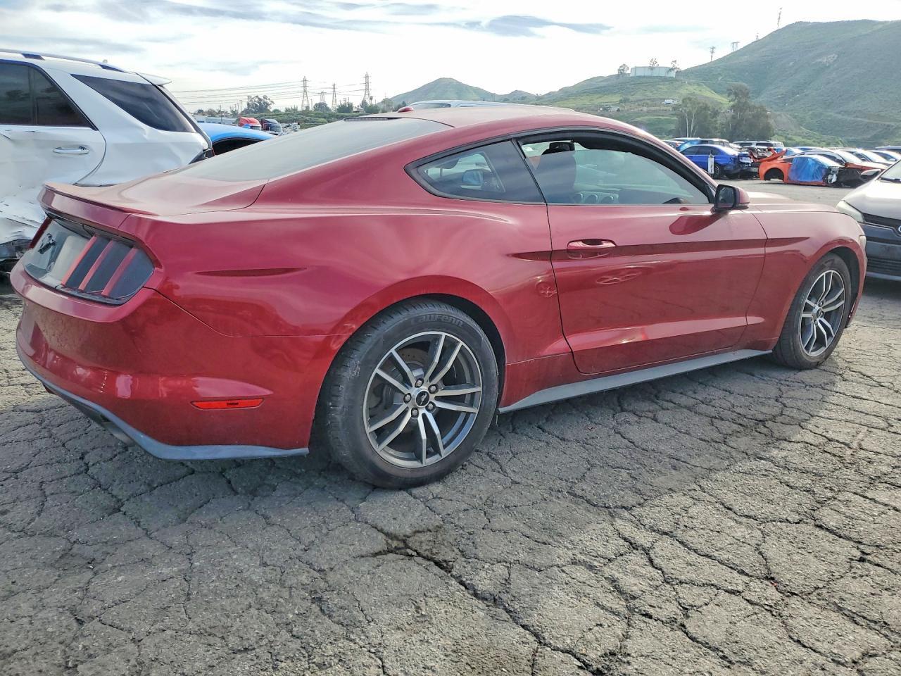 2016 Ford Mustang - Фото 3