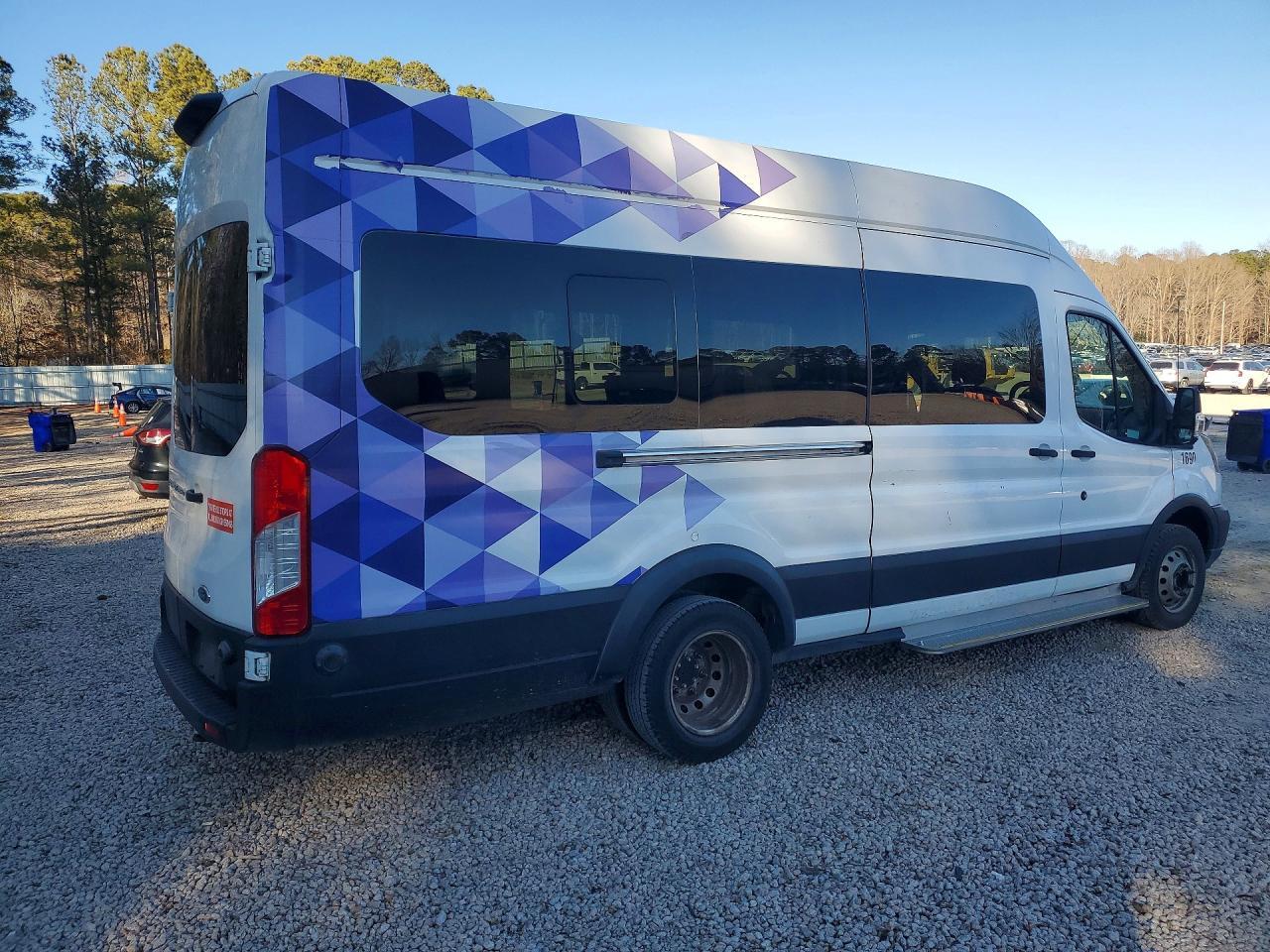 2019 Ford Transit T-350 Hd Handicap Access Passeng - Фото 3