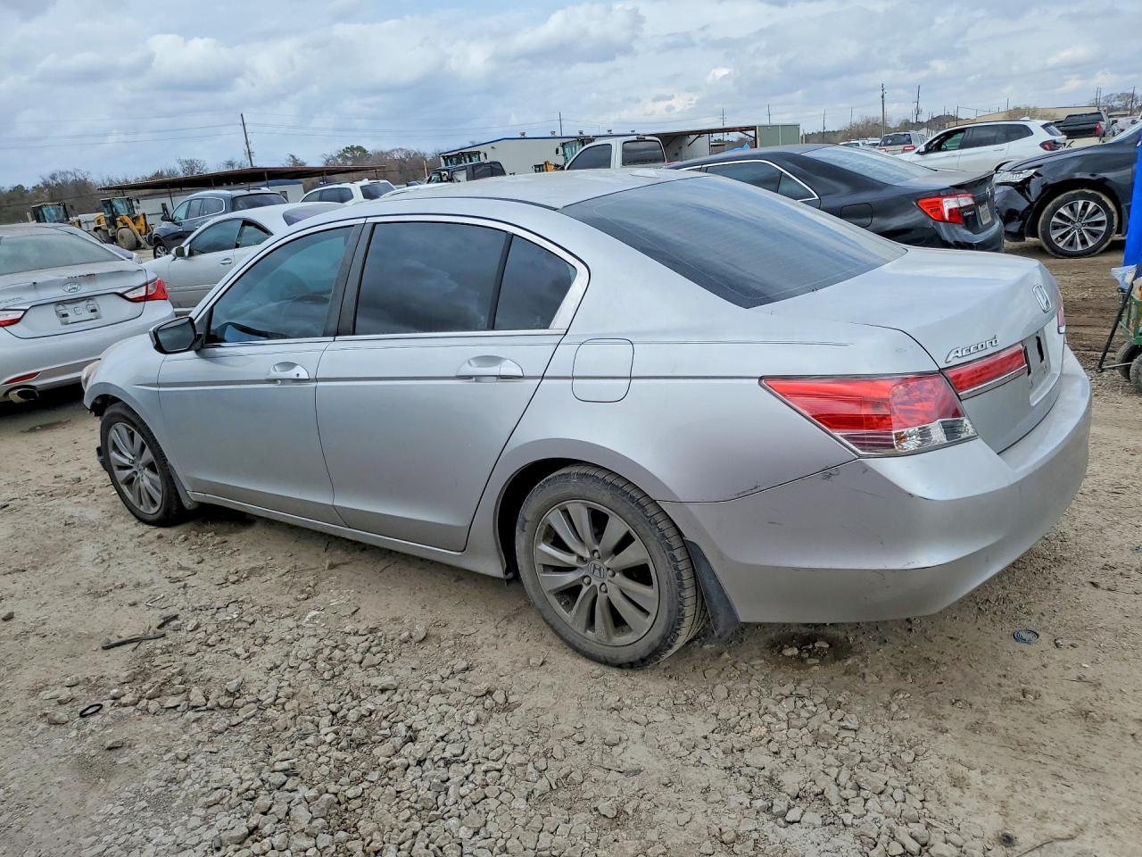 2012 Honda Accord Exl - Image 2