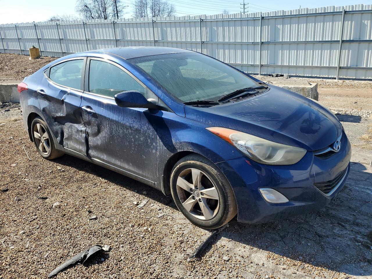 2013 Hyundai Elantra Gls - Фото 4