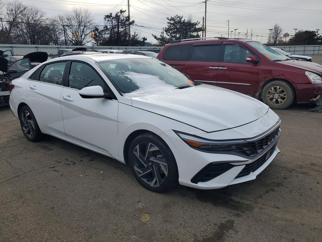 2024 Hyundai Elantra Sel - Фото 4