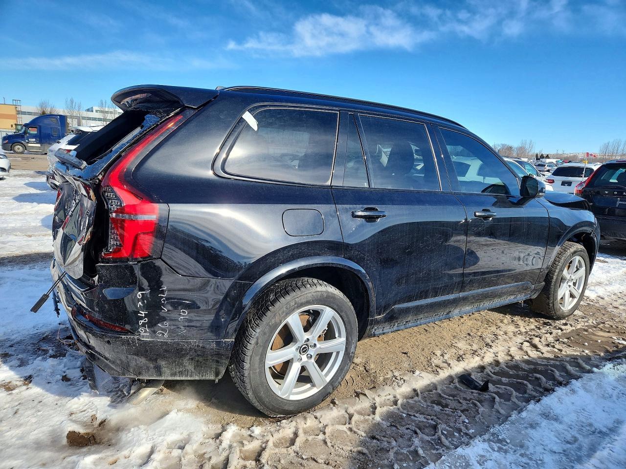 2026 Volvo Xc90 Ultra - Image 3