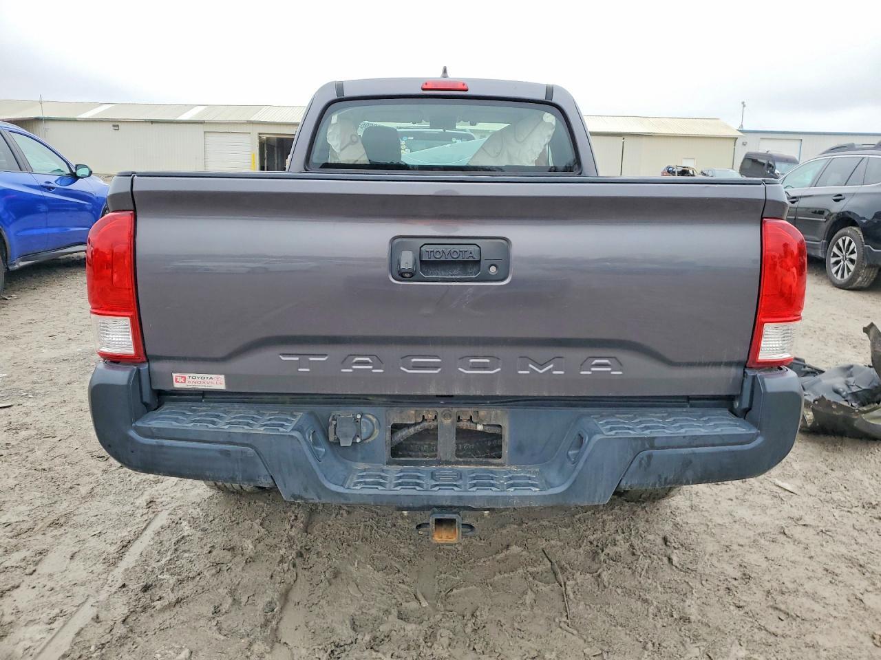 2017 Toyota Tacoma Sr - Фото 6