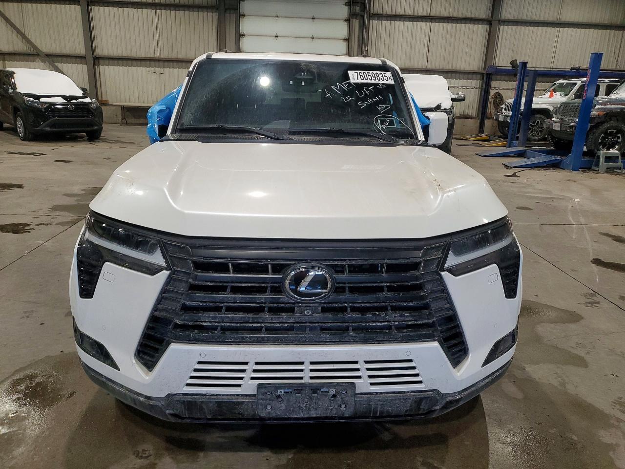 2024 Lexus Gx 550 Luxury - Image 5