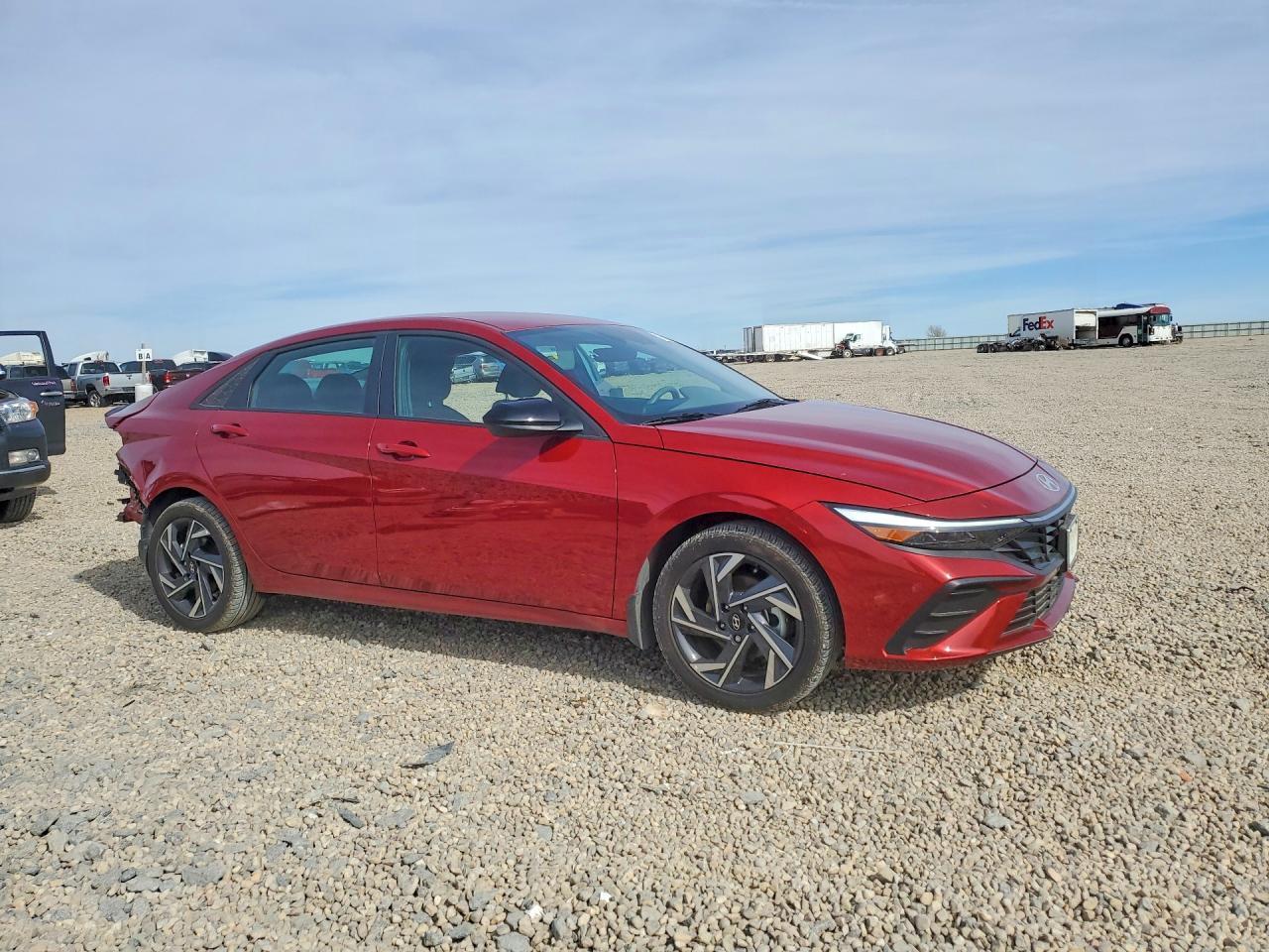 2025 Hyundai Elantra Sel Sport - Image 4