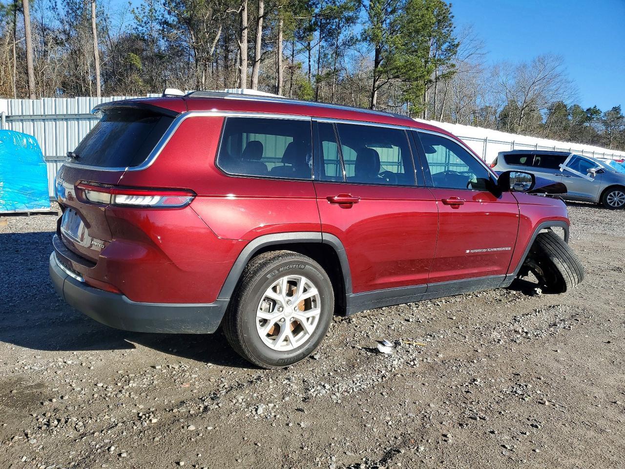 2023 Jeep Grand Cherokee L Limited - Image 3