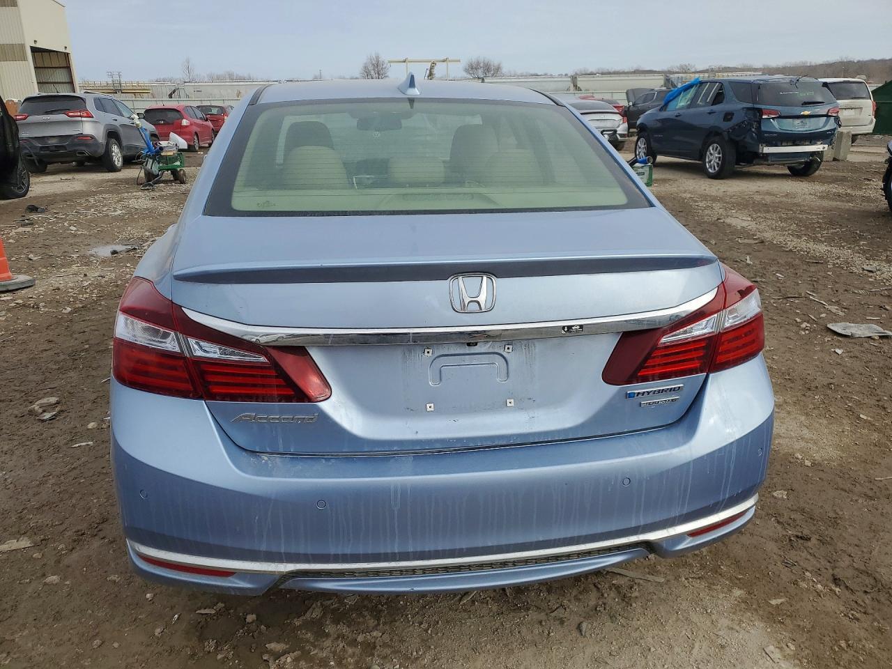 2017 Honda Accord Touring Hybrid - Фото 6