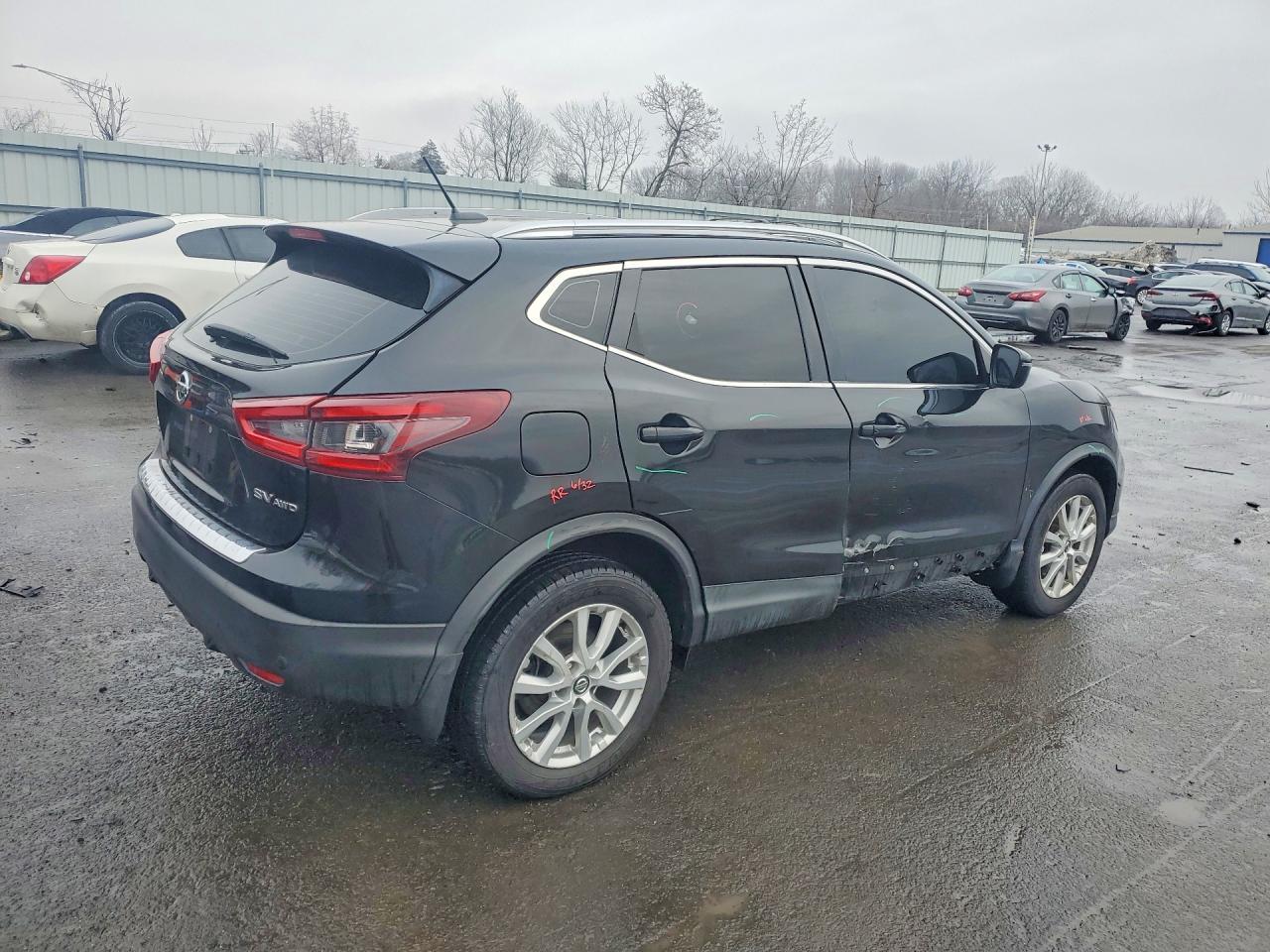 2020 Nissan Rogue Sport S - Image 3