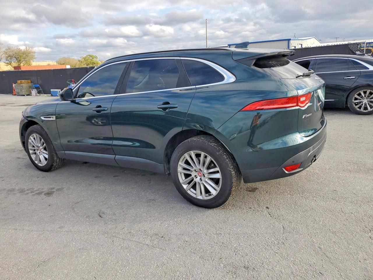 2018 Jaguar F-Pace Prestige - Фото 2