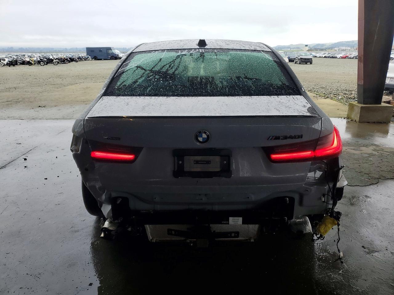 2024 BMW M340Xi - Image 6