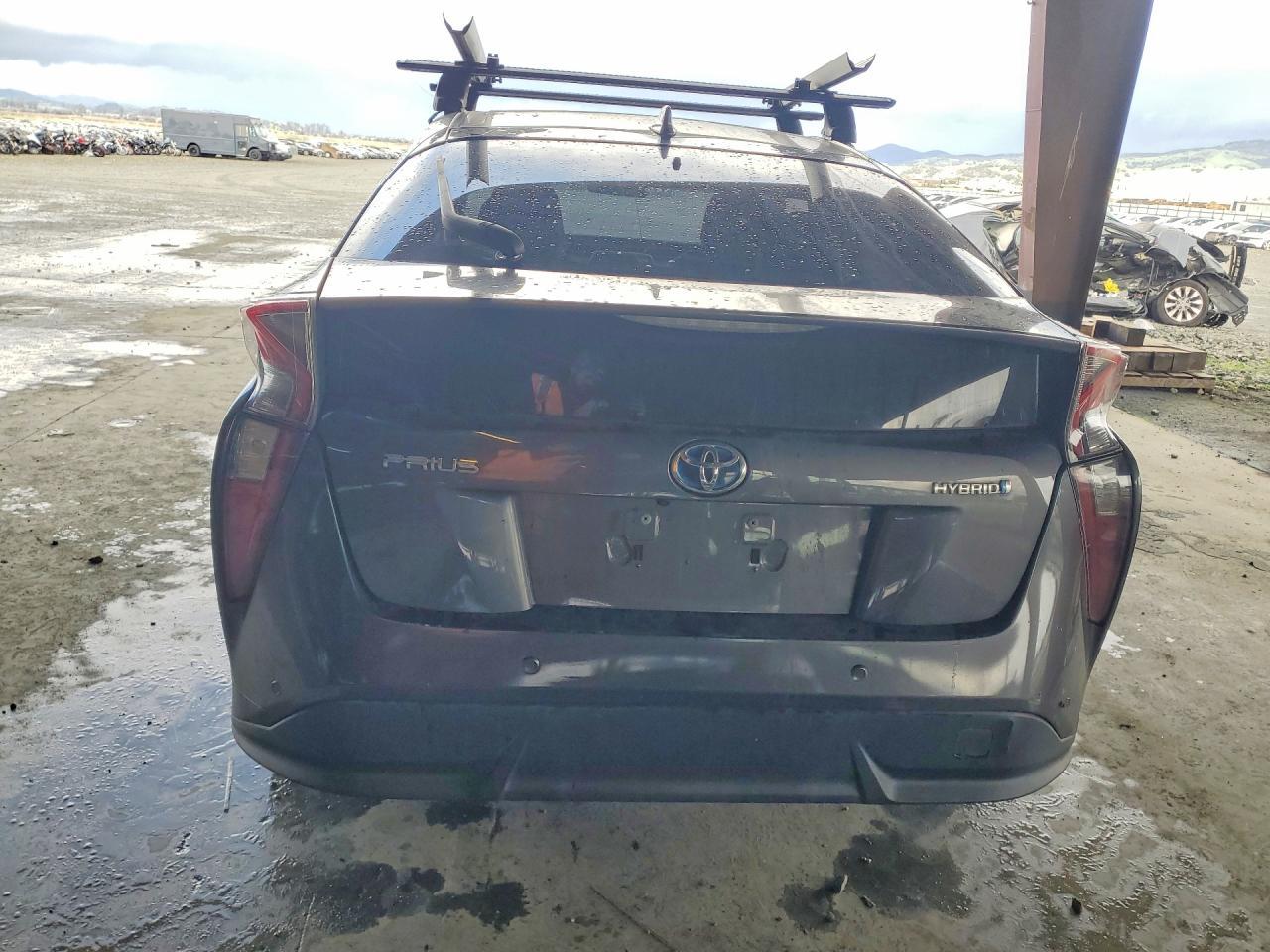 2018 Toyota Prius - Фото 6