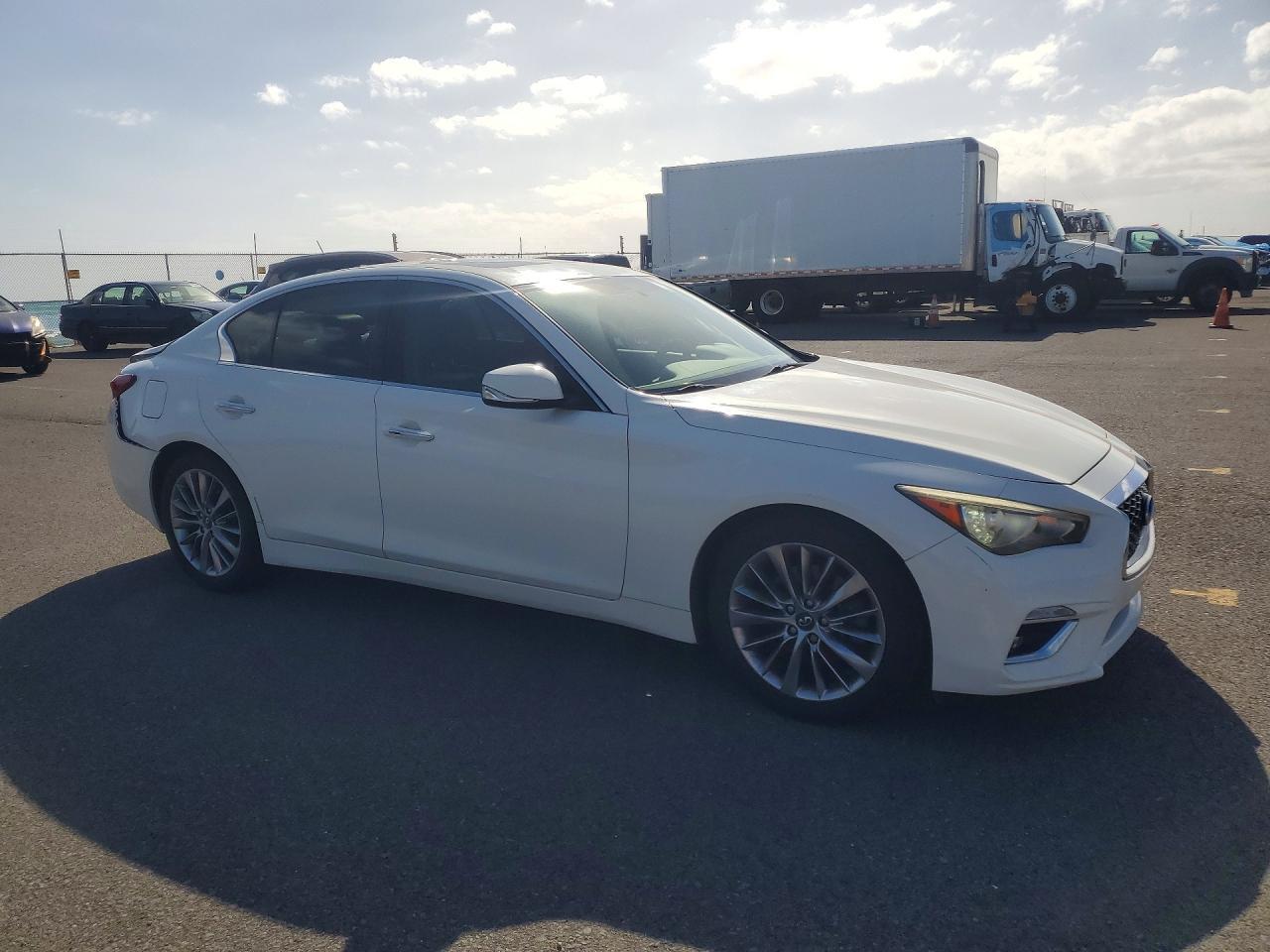 2019 Infiniti Q50 Luxe - Фото 4