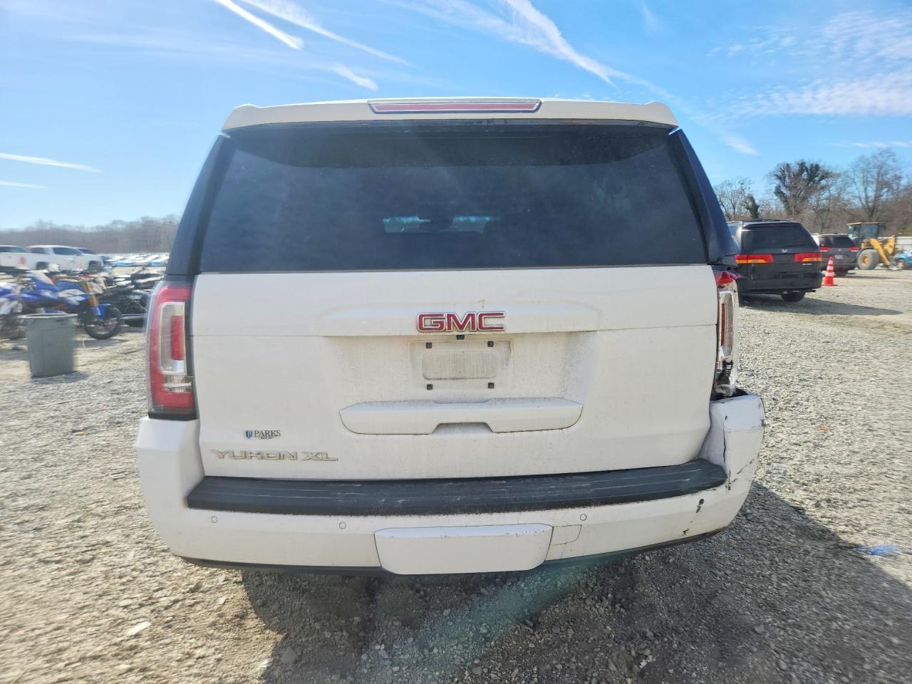 2018 GMC Yukon Xl C1500 Slt - Image 6
