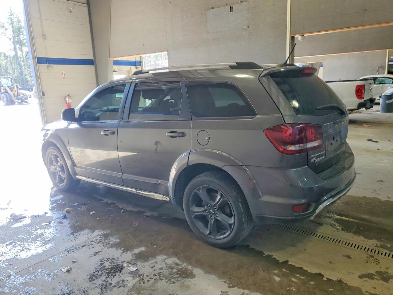 2018 Dodge Journey Crossroad - Фото 2